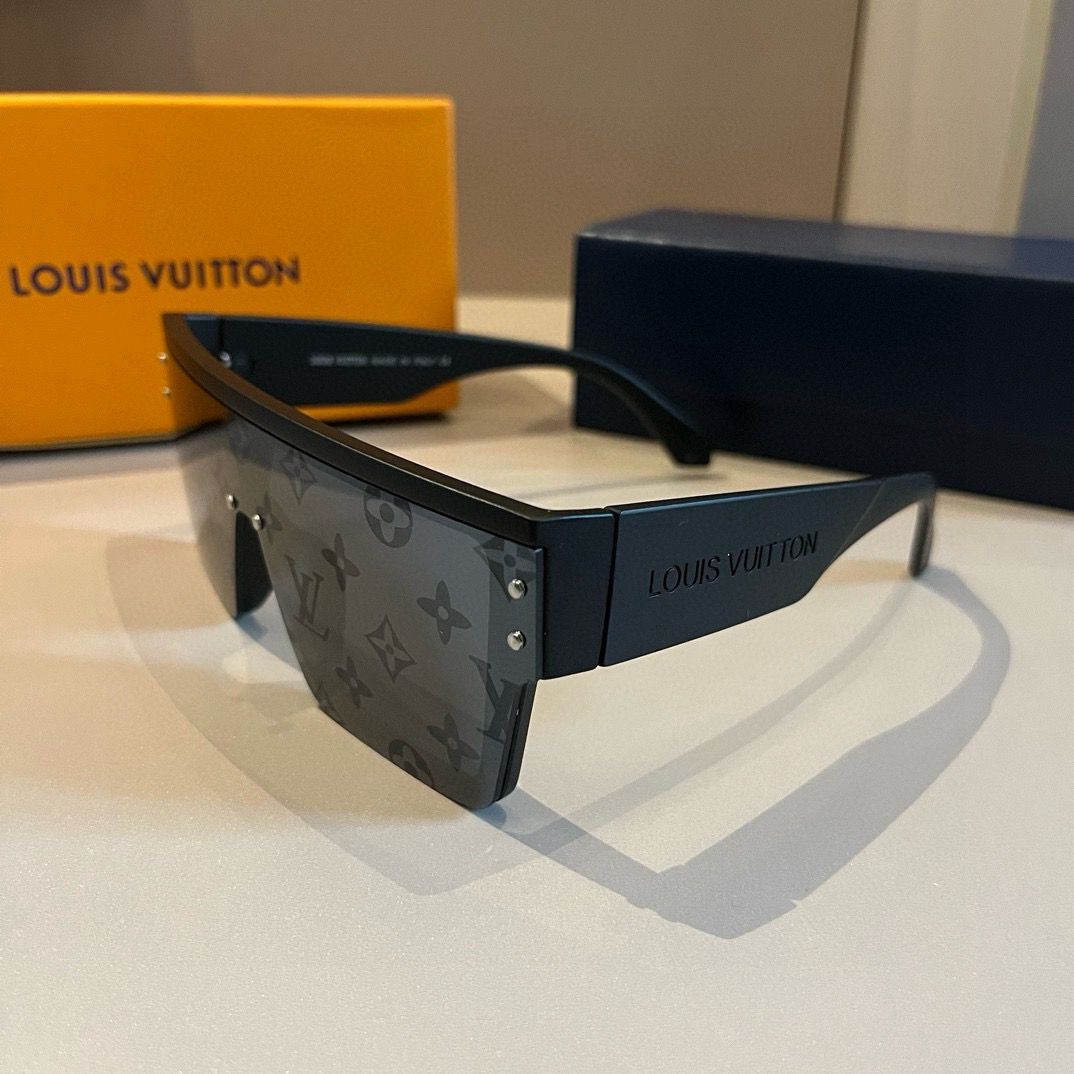 Lv Glasses